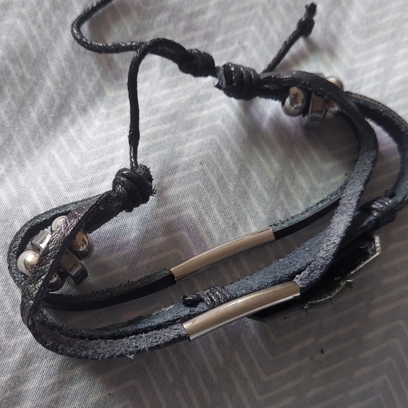 Sold final fantasy vii bracelet in black - Picture 4 of 8